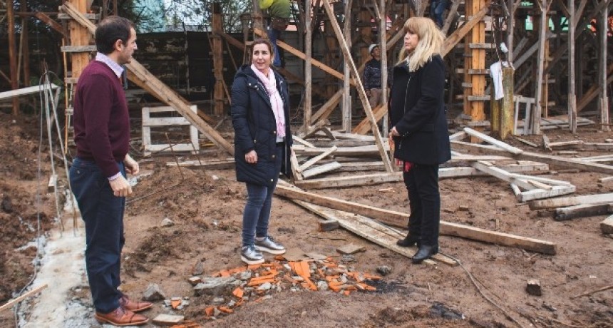 El Municipio puso en marcha la construcci&oacute;n de la Escuela Secundaria del barrio Lubo