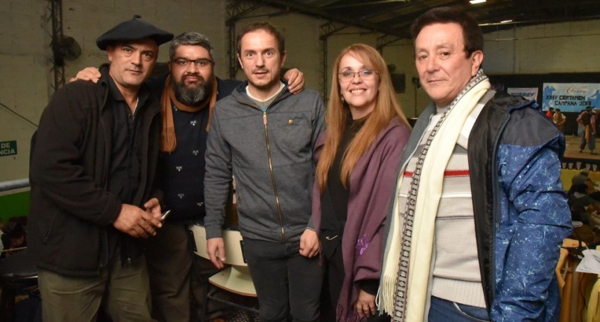 El Intendente acompa&ntilde;&oacute; el XXIV Certamen nacional de danzas Campana 2018