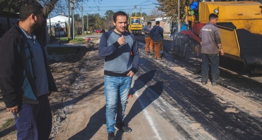 Más obras de asfalto para el centro y los barrios