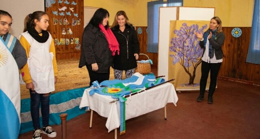 Se realiz&oacute; el acto conmemorativo del D&iacute;a de la Bandera