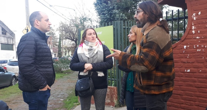 Concejales y Pre Candidatos del Frente TODOS participaron de reuni&oacute;n en Consejo Escolar por falta de gas en la EET N&deg;1 