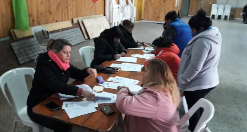 En Dallera, la Oficina M&oacute;vil de escrituras recibi&oacute; la consulta de m&aacute;s de 40 vecinos 