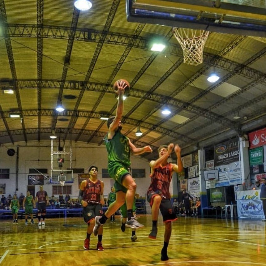  La 1ra. Divisi&oacute;n perdi&oacute; 98-60 frente a Presidente Derqui