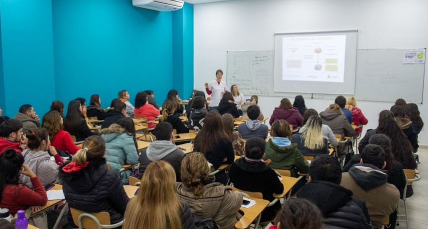 M&aacute;s de 500 vecinos ya se capacitaron en manipulaci&oacute;n de alimentos