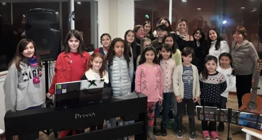 El Coro Municipal de Ni&ntilde;os particip&oacute; de un encuentro en Z&aacute;rate