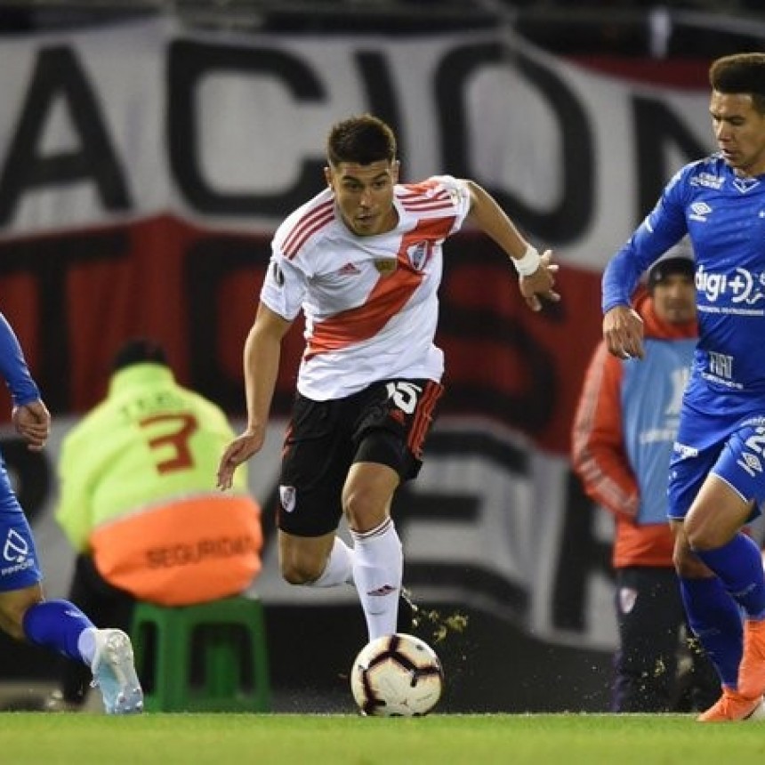 River Plate empat&oacute; sin goles con Cruzeiro de Brasil