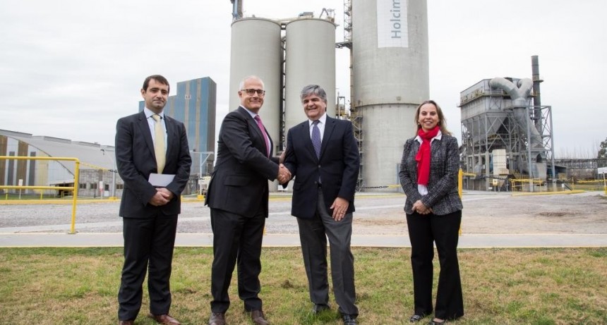 Holcim Argentina abastecer&aacute; sus plantas productivas con energ&iacute;a renovable de YPF Luz