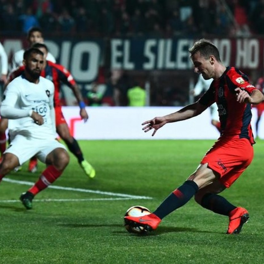 San Lorenzo de Almagro y Cerro Porte&ntilde;o de Paraguay igualaron sin goles