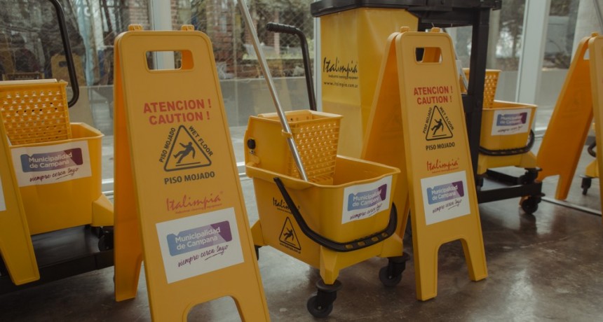El Municipio entreg&oacute; equipamiento al personal de limpieza