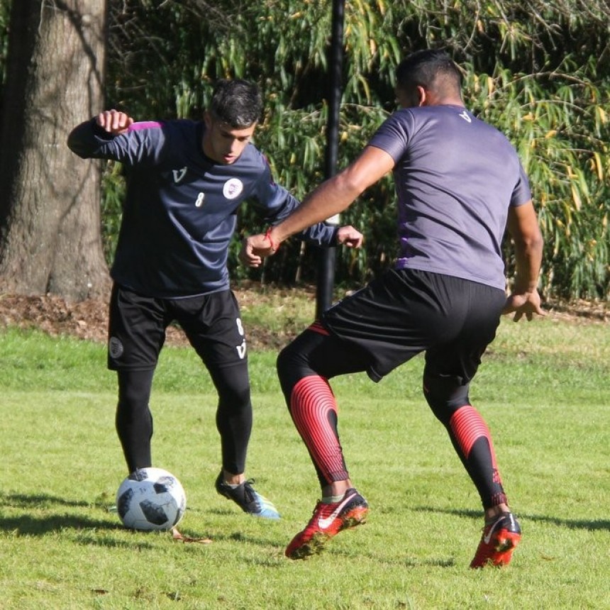 Villa D&aacute;lmine contin&uacute;a con los trabajos de pretemporada