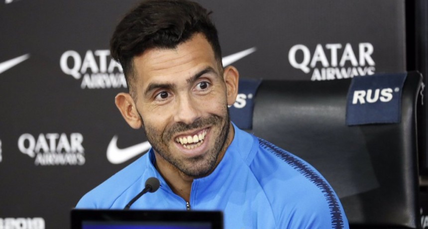 Tevez y Riquelme: un juego de desgaste con final incierto en Boca