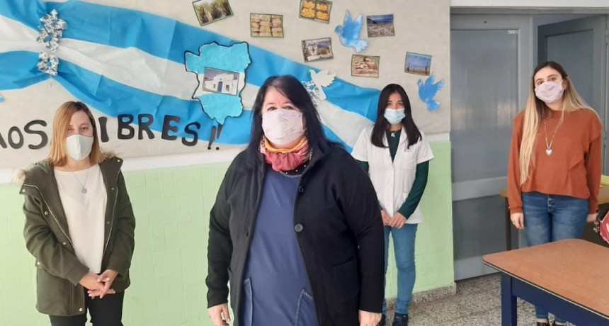 Jóvenes con necesidades educativas especiales reciben programas de inclusión