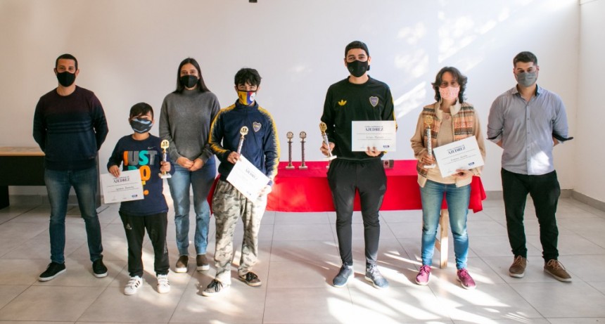  Reconocen a los ganadores de la Copa Campana de Ajedrez