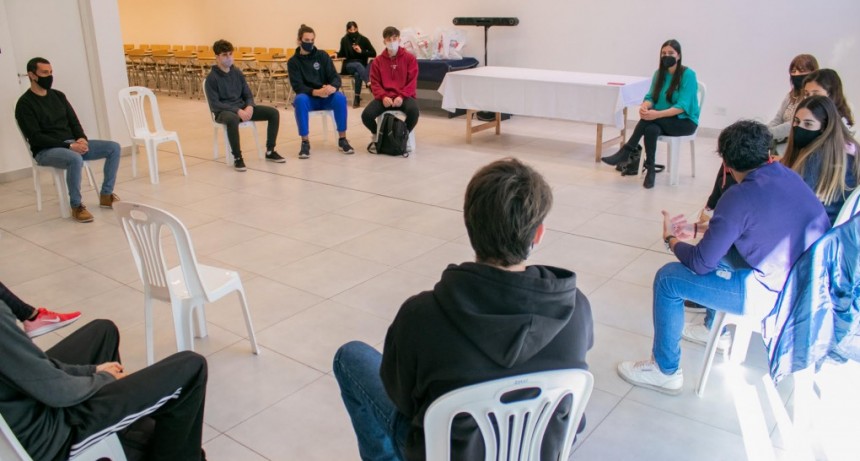 Elisa Abella se reunió con destacados deportistas de la ciudad 