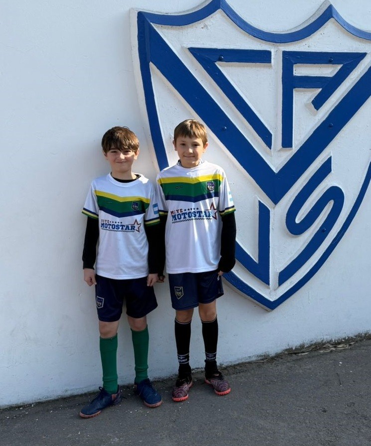 Jugadores de la Escuela de Fútbol del C.C.C fueron evaluados por Vélez Sarsfield