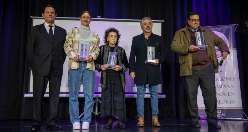 El H.C.D acompañó la 51° entrega de la Orden de la Campana