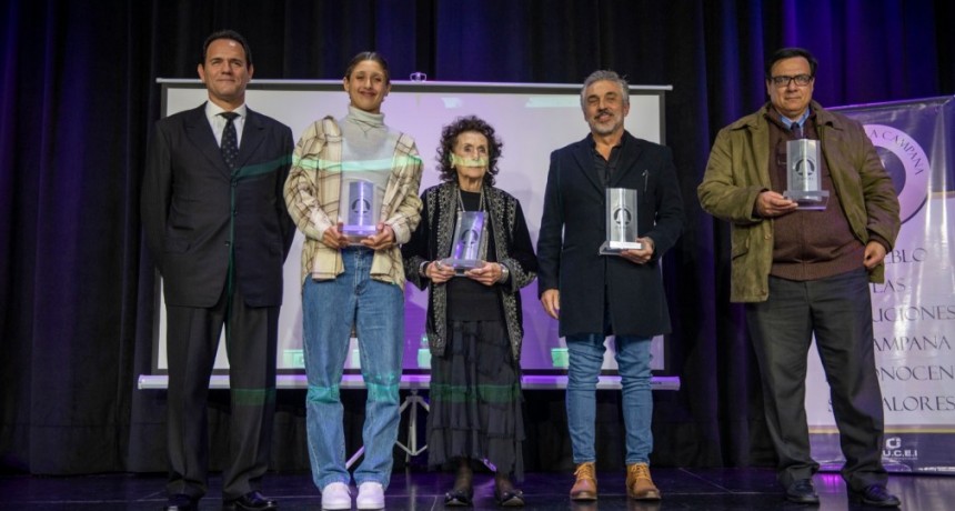 Reconocimiento a la Trayectoria y el Compromiso Ciudadano: La Orden de la Campana brilló una vez más