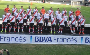 River present&oacute; su plantel junto a BBVA Franc&eacute;s