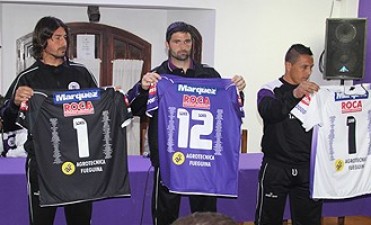 Villa D&aacute;lmine present&oacute; su nueva camiseta para el Torneo de Transici&oacute;n