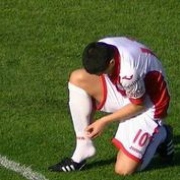 VOLVI?&rsquo; LA MAGIA DE RIQUELME A LA PATERNAL