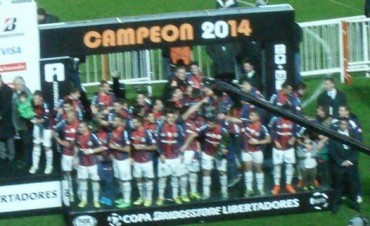 SAN LORENZO DE ALMAGRO VISITA A RACING CLUB EN AVELLANEDA