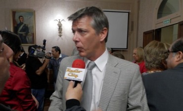 Axel Cantlon: &ldquo;Proponemos rescindir GMS SA que se lleva $ 8 millones por a&ntilde;o sin justificar correctamente su servicio al Municipio&rdquo;