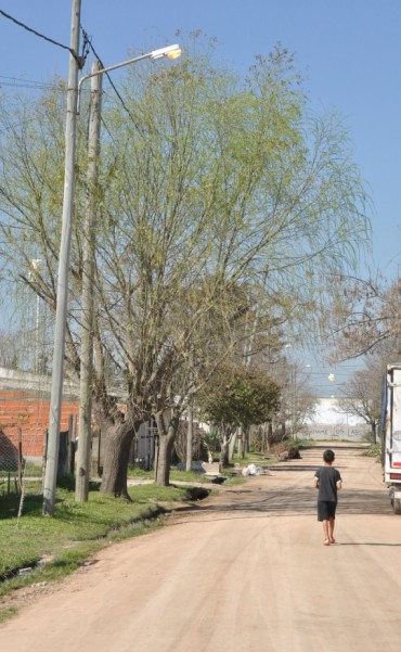El Municipio concret&oacute; tareas de mejoramiento lum&iacute;nico en el Barrio La Josefa