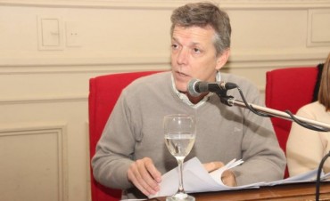 "Me hubiera gustado que Abella aceptara debatir en las PASO"