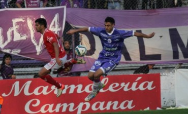 DEPORTIVO SANTAMARINA DERROT?&rsquo; A VILLA D�LMINE 4 A 1