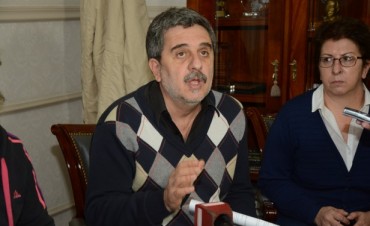 EL SECRETARIO DE GABINETE SE REFIRI?&rsquo; A LA SITUACI?&rsquo;N DE LOS EVACUADOS 