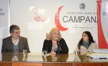 La Intendente Giroldi encabez&oacute; el acto donde m&aacute;s familias campananenses cumplen el sue&ntilde;o de escriturar sus viviendas