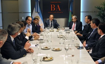 SCIOLI SE REUNI&Oacute; CON INTENDENTES