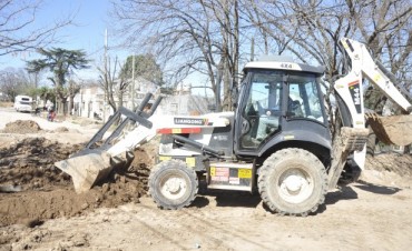 Con una inversi&oacute;n de 35 millones de pesos, el casco urbano sigue sumando pavimento