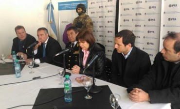 Bullrich y Abella destacaron la labor de la Polic&iacute;a Federal de Campana que dio un duro golpe al narcotr&aacute;fico