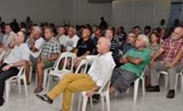 35 RETIRADOS DE SIDERCA COBRARIAN SU JUBILACION