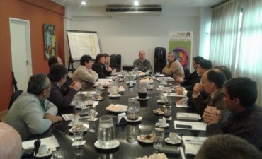 Campana trabaja junto a otros municipios en tem&aacute;ticas de tr&aacute;nsito 