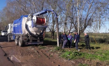 Tras gestiones del Municipio, ABSA limpi&oacute; la red cloacal en el barrio H&eacute;roes de Malvinas
