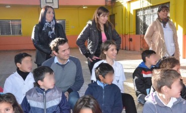 El Intendente particip&oacute; del inicio del programa &ldquo;Pioneros en Movimiento&rdquo; en la EP N&ordm;14