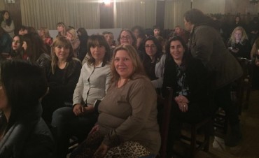 Funcionarios y concejales de Cambiemos asistieron a una charla sobre pol&iacute;ticas de g&eacute;nero y diversidad sexual