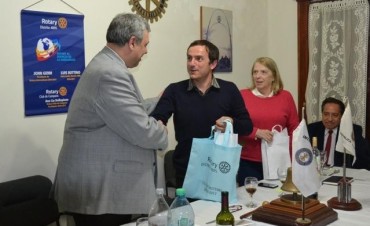 ROTARY CLUB CAMPANA :Visita del Gobernador del Distrito Rotario 4895 y  Nuevo socio rotario  