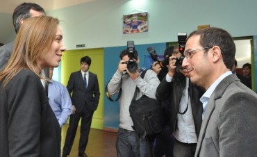 Vidal, Bullrich y Abella lanzaron en Campana el programa &ldquo;La Escuela Sale de la Escuela&rdquo;