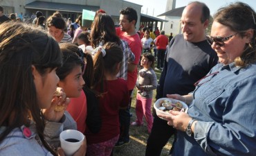 Doscientos chicos celebraron el D&iacute;a del Ni&ntilde;o en la Casa Padre An&iacute;bal