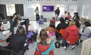 J&oacute;venes participaron de una importante charla de introducci&oacute;n al CBC