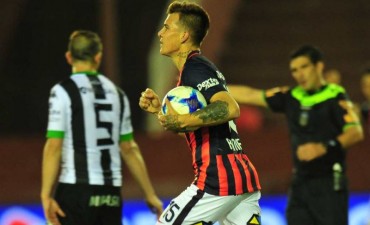 San Lorenzo de Almagro igual&oacute; con Cipolletti de Rio Negro 1 a 1 pero clasific&oacute; a la siguiente ronda  al triunfar por penales 4 a 2