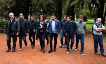 En Merlo   CRISTINA Y TAIANA SE REUNIERON CON INTENDENTES DE LA PRIMERA SECCION ELECTORAL