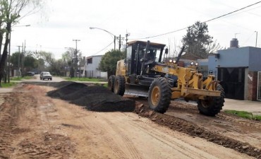 Se realizan trabajos de mantenimiento en distintos barrios de la ciudad
