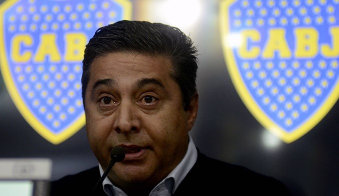 Angelici: es imposible que Tevez vuelva en Agosto