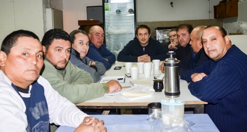 Abella se reuni&oacute; con la nueva Comisi&oacute;n Directiva del Club Puerto Nuevo