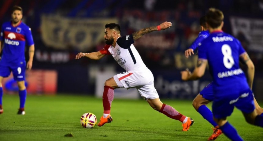 San Lorenzo empat&oacute; con Tigre 2 a 2 en el arranque de la Superliga