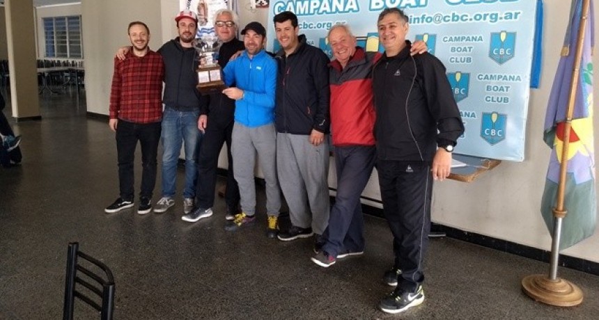 Se disput&oacute; en aguas campanenses del Paran&aacute; la Regata de Dobles junto a la Copa Desaf&iacute;o Zarate 